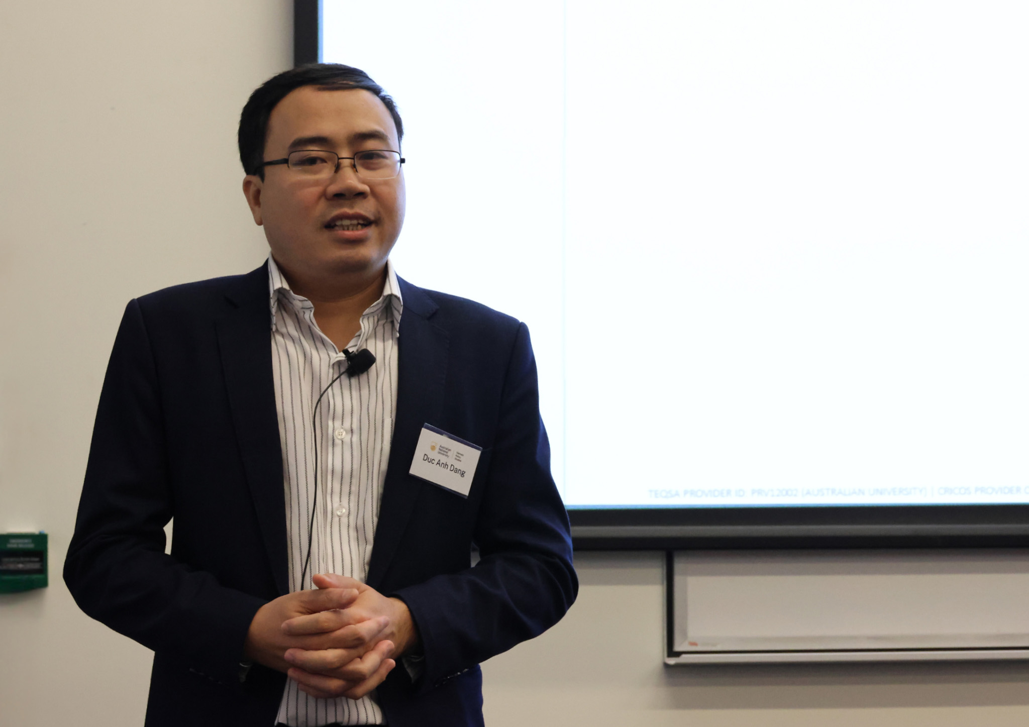 Vietnam_Policy_and_Economy_Update_2024-01.jpg Dr Duc-Anh Dang