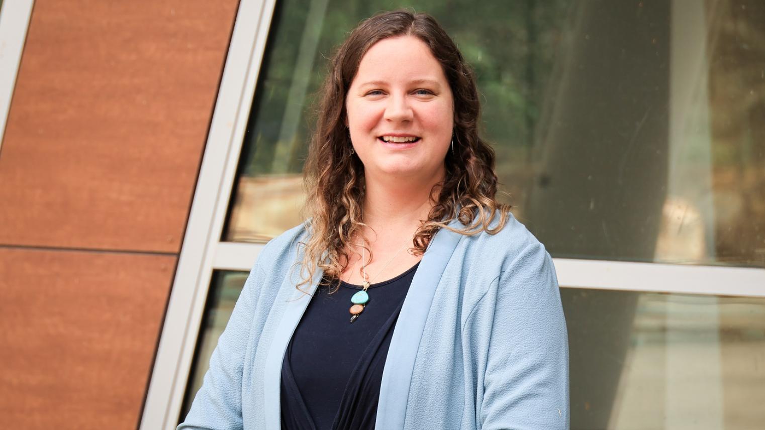 Dr Laura Davy