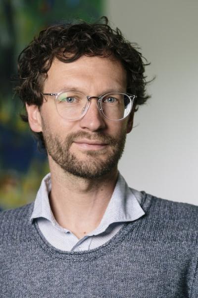 Prof Stefan Hohberger